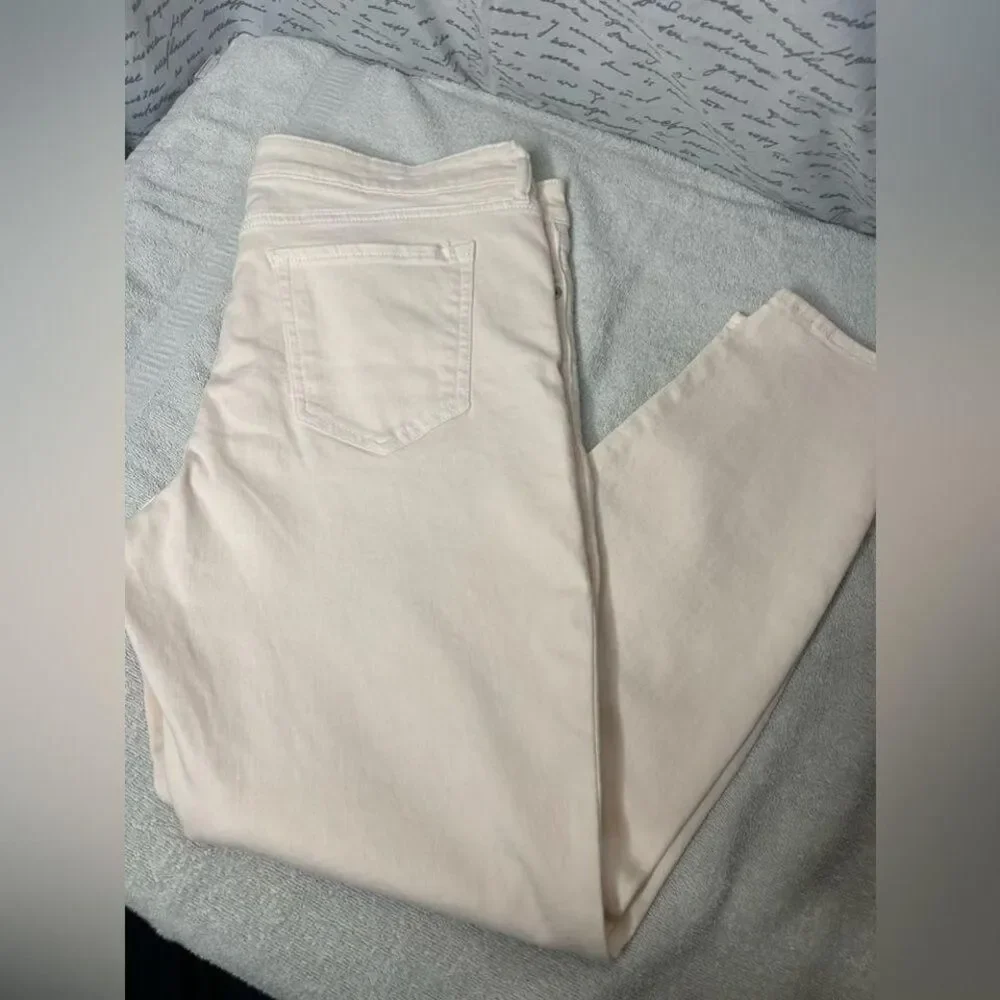Like now Woman's‎ Gap jeans